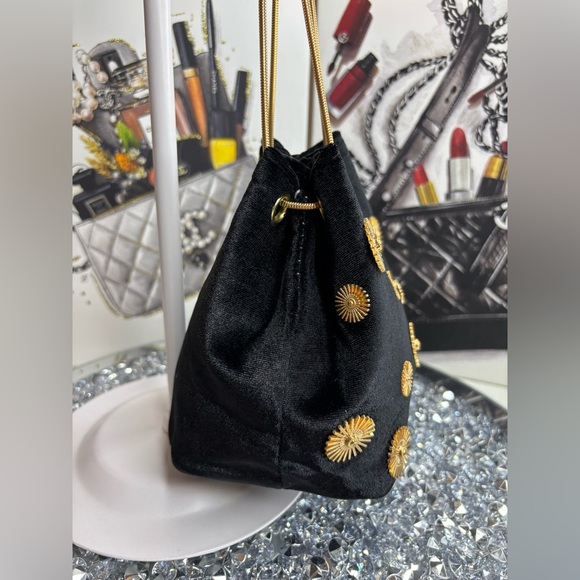 Embellished Velvet Bucket Bag NIP - Picture 9 of 13